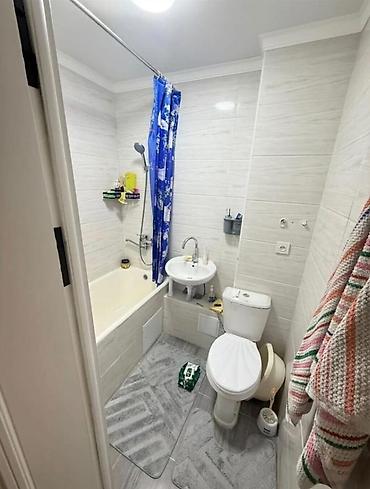 flat osh: 1 комната, 35 м², Центральная мечеть 104 серия, 1 этаж — 8