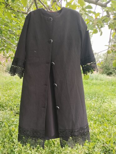 черно белое платье вечернее: Кече көйнөгү, 4XL (EU 48)