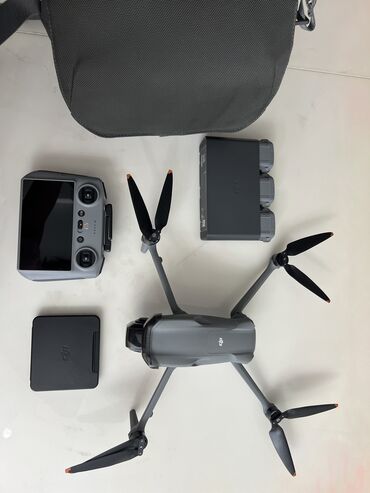 Дроны: DJI Air 3 combo Дрон
Флешка 256gb
Фильтры линзы ND 4, 16, 32, 64