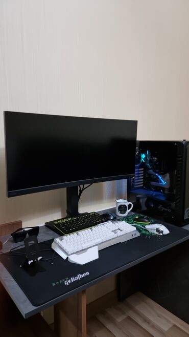 Masaüstü kompüterlər və iş stansiyaları: Çoooox Təcili Satıram Pula Ehtiyac olduğu Üçün Karobkasi belə var — 6