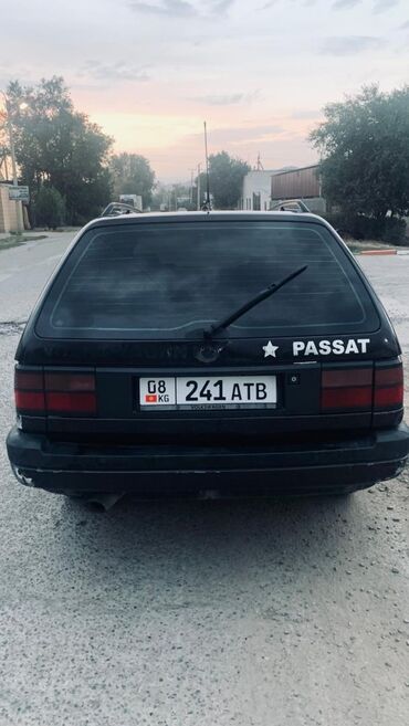 Volkswagen: Volkswagen Passat Variant: 1992 г., 1.8 л, Механика, Универсал — 7