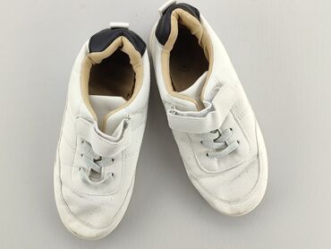 buty sportowe nike dla dziewczyn: Buty sportowe 32, Używany