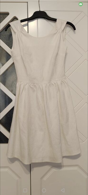 Dəstlər, kostyumlar: Qadın geyimləri dəsti – ayrı-ayrılıqda təsvir 1) Qışlıq süni kürklü — 11