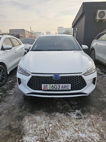 авто машына: Ассаламалейкум в наличии в БИШКЕКЕ BYD E2 ELECTRO CAR электрическая