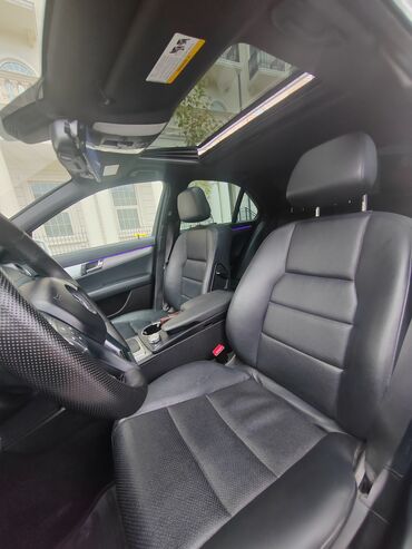 Mercedes-Benz: Mercedes‑Benz C‑Class sedan - Kuzov: Ağ rəng, 4 qapı, sedan - — 12