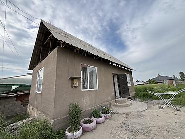 Продажа коттеджей и домов: Ак-Жар конушунда үй сатылат 🏡 📍 Дареги: Ак-Жар, 28-көчө, 31-үй Бир — 2