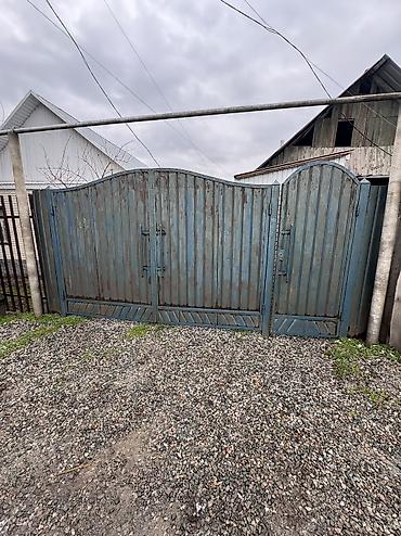 Продажа полдома: Продается пол дома Кызыл Аскер, возле улицы Кайназарова, участок 2.5 — 1
