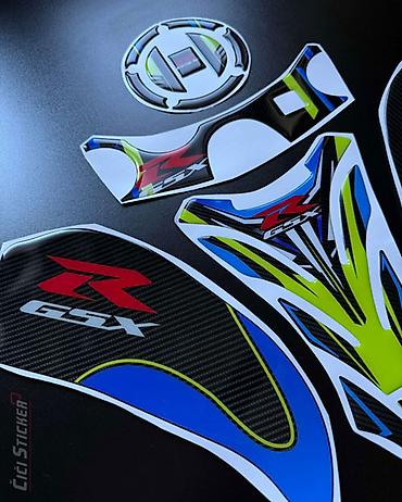 c3 exclusive 2003: Suzuki GSXR Komplet protektori Tank pad bocni cep guv-2757 Suzuki — 3