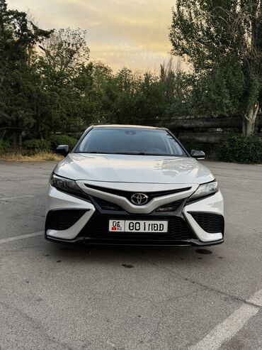 Toyota: Toyota Camry: 2021 г., 3.5 л, Автомат, Бензин, Седан