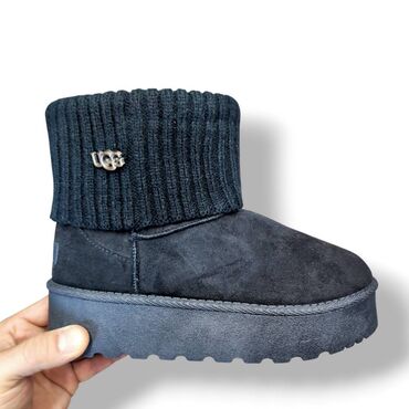Ugg obuća: Ugg dečije čizmice NOVO
Novo
Brojevi 36 do 41
fb Moja Kupovina 1 na lalafo.rs — 9 Ugg obuća: Ugg dečije čizmice NOVO
Novo
Brojevi 36 do 41
fb Moja Kupovina 1 — 9