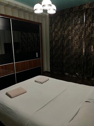 Посуточная аренда квартир: 2 комнаты, Постельное белье, Душевая кабина, Кондиционер — 12