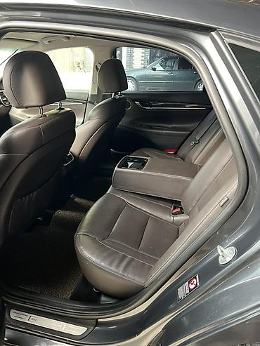 gra: Hyundai Grandeur: 2018 г., 2.4 л, Автомат, Бензин, Седан — 4