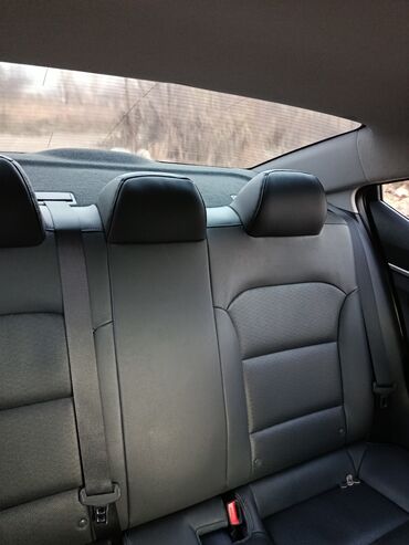 Hyundai: Hyundai Elantra: 2018 г., Автомат, Бензин, Седан — 4