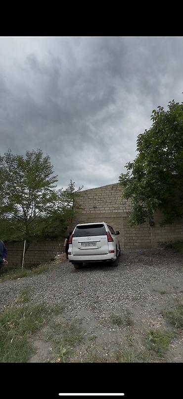 gencede satilan heyet evleri 2018: 8 sot mehle 2 mertebe qaz işiq su herşey icinde 1 kuxna aşagida 2 — 1