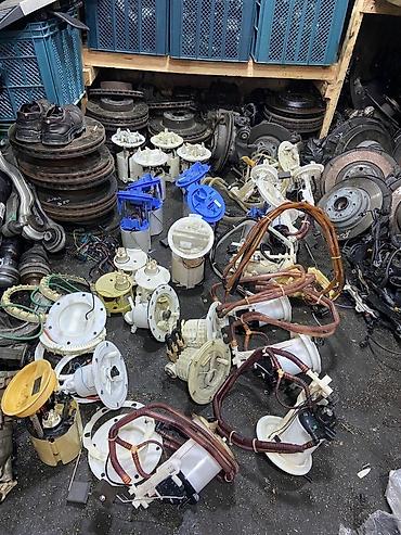 Yanacaq nasosları: Mercedes Benz benzin nasosu Şəhər: Bakı Elanın növü: Ehtiyat — 2