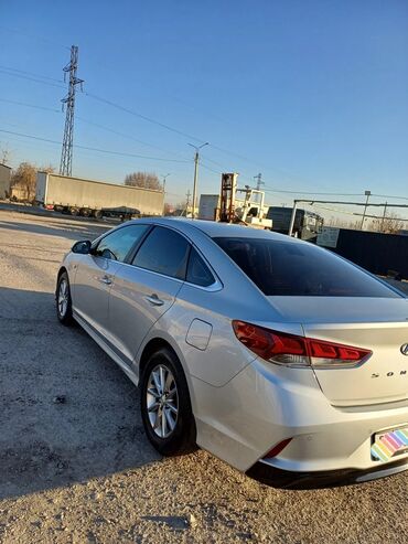 Hyundai: Hyundai Sonata: 2021 г., 2 л, Автомат, Газ, Седан — 5