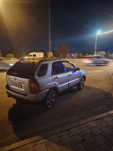 Kia: Kia Sportage: 2 л | 2008 г. Кроссовер — 10
