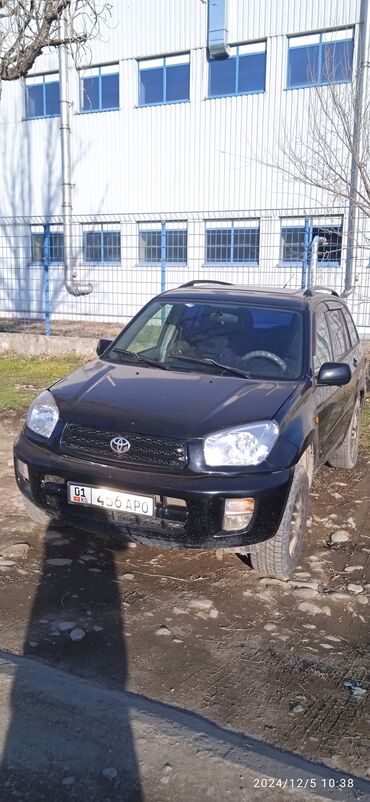 таета вич: Toyota RAV4: 2001 г., 1.8 л, Механика, Бензин