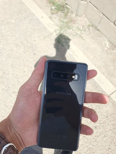 складные телефоны: Samsung Galaxy S10, Колдонулган, 128 ГБ, түсү - Кара, 2 SIM