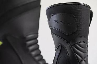bata usce: Moto čizme Adrenaline – touring/sport stil, crna boja - Materijal — 4