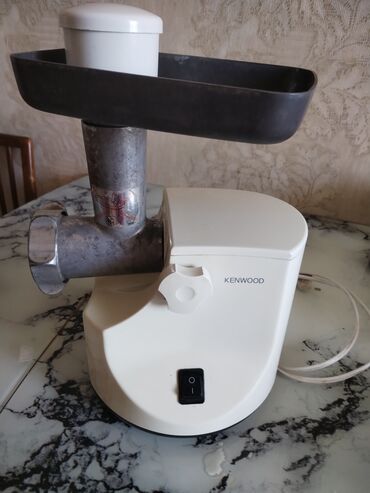 sok çəkən qiyməti: Ət çəkən maşın Kenwood, 1400 Vt, Reverssiz, İşlənmiş