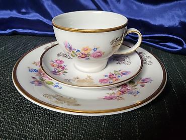 Ostali antikviteti: Set Wallendorf 1950 do 1965 g.Istocna Nemacka. Trodelni nemacki set — 1