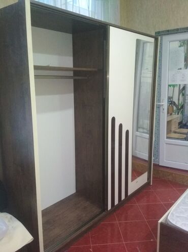 Yataq otağı dəstləri: Tecılı satılır.termo ve tumbalari yeni alilib istifadə — 10