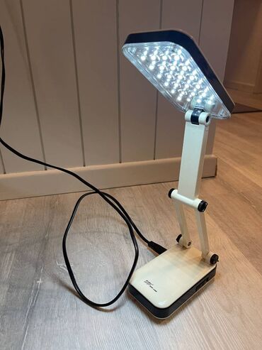 Rasveta: Stona lampa, Upotrebljenо — 16