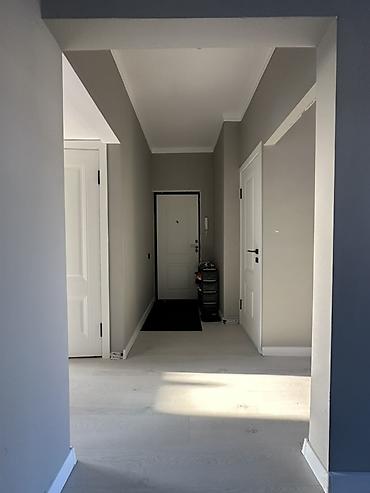 седьмое небо: 3 комнаты, 70 м², 105 серия, 5 этаж, Дизайнерский ремонт — 1