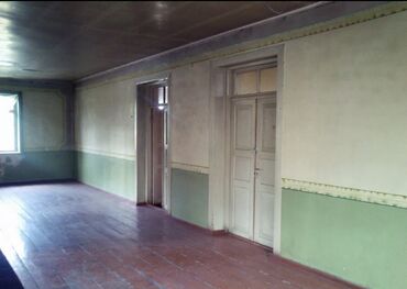 Həyət evləri və villaların satışı: 3 otaqlı, 130 kv. m, Orta təmir — 8