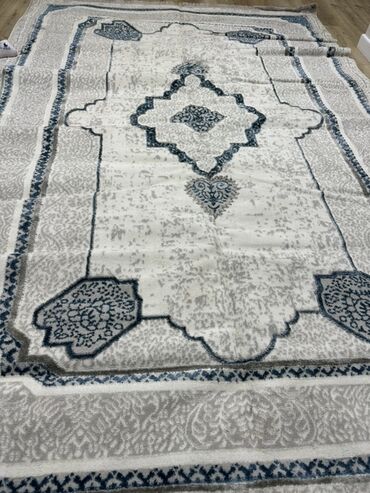 Ковры и паласы: Ковер Новый, 300 * 200 at lalafo.kg Ковры и паласы: Ковер Новый, 300 * 200