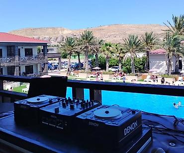 DJ Aparat satılır keys + aparat Denon + səs kabelləri Çatdırılma