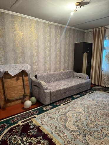 1 комнатная квартира аламидин 1: 1 комната, 37 м², Сталинка, 1 этаж, Старый ремонт
