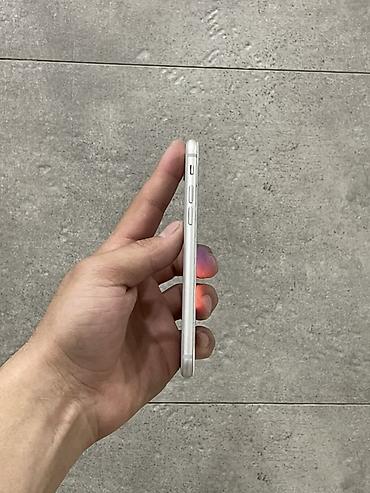 Apple iPhone: IPhone 8, 64 ГБ, Белый — 6