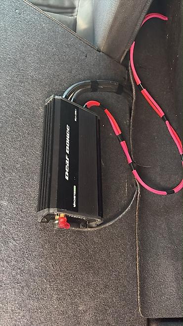 toy ucun kalonka: Avtomobil üçün komplekt audio sistemi - Subwoofer: Kutu içində — 2