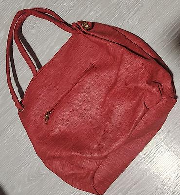 pandora narukvica cena: Crvena ženska torba sa zlatnim detaljima - Model: shopper/hobo torba — 2