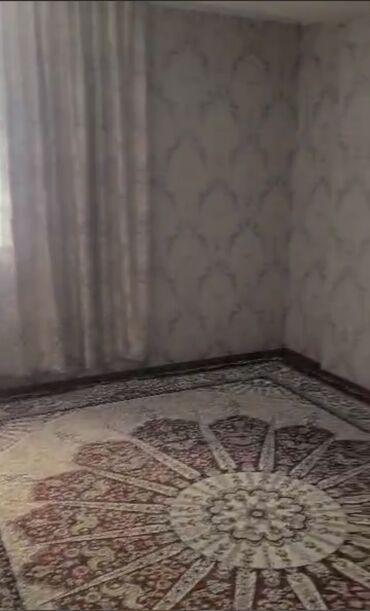 алтын казык ж м: 1 комната, 47 м², Индивидуалка, 2 этаж, Евроремонт