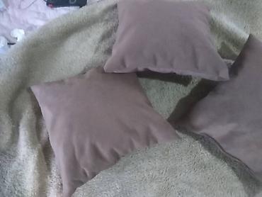 Jastuci: Jastuci od mebla dezen po izboru — 1