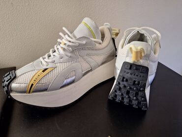 Sneakers & Athletic shoes: Inuikii, 38, color - White