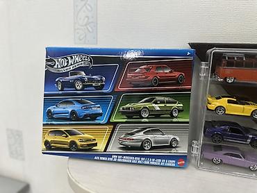 Спорт и хобби: Salam bütün kollaeksiya şəkilində satılır 65 ədəd orginal hot wheels — 1