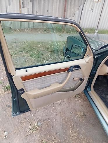 Mercedes-Benz W124: 1994 г., 2 л, Кол менен иштөөчү, Бензин, Седан — 5