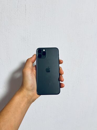 купить iphone в рассрочку: IPhone 11 Pro, Б/у, 256 ГБ, Blue Titanium, Чехол, Защитное стекло, 80 %