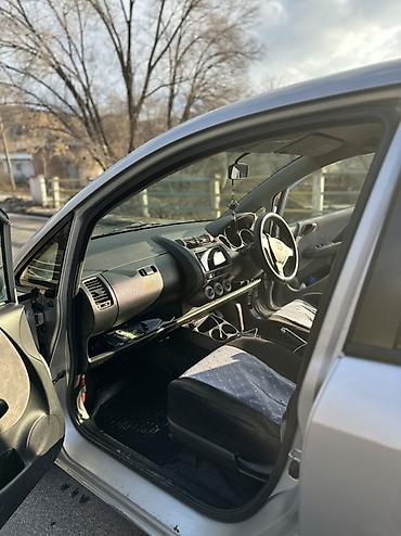 Honda: Honda Fit: 2004 г., 1.3 л, Автомат, Бензин, Хэтчбэк — 12