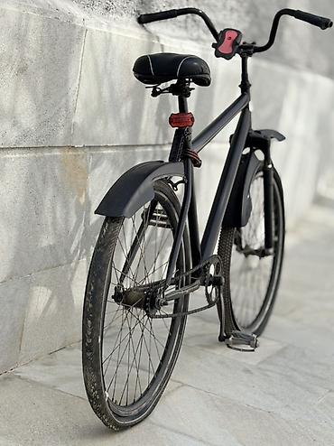 velosiped 28 type 1: Şəhər velosipedi – tam qara rəng Xüsusiyyətlər: - Klassik şəhər — 5
