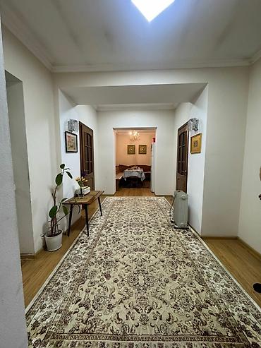 Продажа коттеджей и домов: 🏠Продается дом в районе Аламединского базара Немецкого стиля, высокий — 7