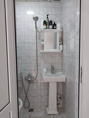 Həyət evləri və villaların satışı: 4 otaqlı, 70 kv. m, Kredit yoxdur, Yeni təmirli -da lalafo.az — 24 Həyət evləri və villaların satışı: 4 otaqlı, 70 kv. m, Kredit yoxdur, Yeni təmirli — 24