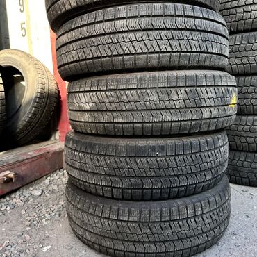 Шины: Шины 205 / 65 / R 16, Зима, Б/у, Комплект, Легковые, Япония, Bridgestone