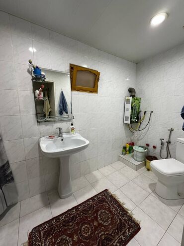 Həyət evləri və villaların satışı: Zığ qəs. 3 otaqlı, 10 kv. m, Orta təmir — 15