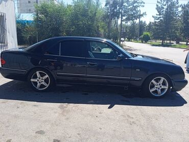 Mercedes-Benz: Mercedes-Benz E-Class: 1995 г., Седан — 7