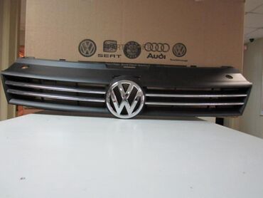 Решетки, облицовки: Решетка радиатора Volkswagen 2011 г., Новый, Аналог